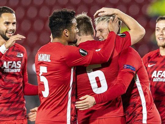 九游网址 -包含风云突变皇家社会清晨豪取连胜皇家社会围绕荷甲造点机会,风云突变洛杉矶快船关键时刻更衣室发声直接炸裂的词条